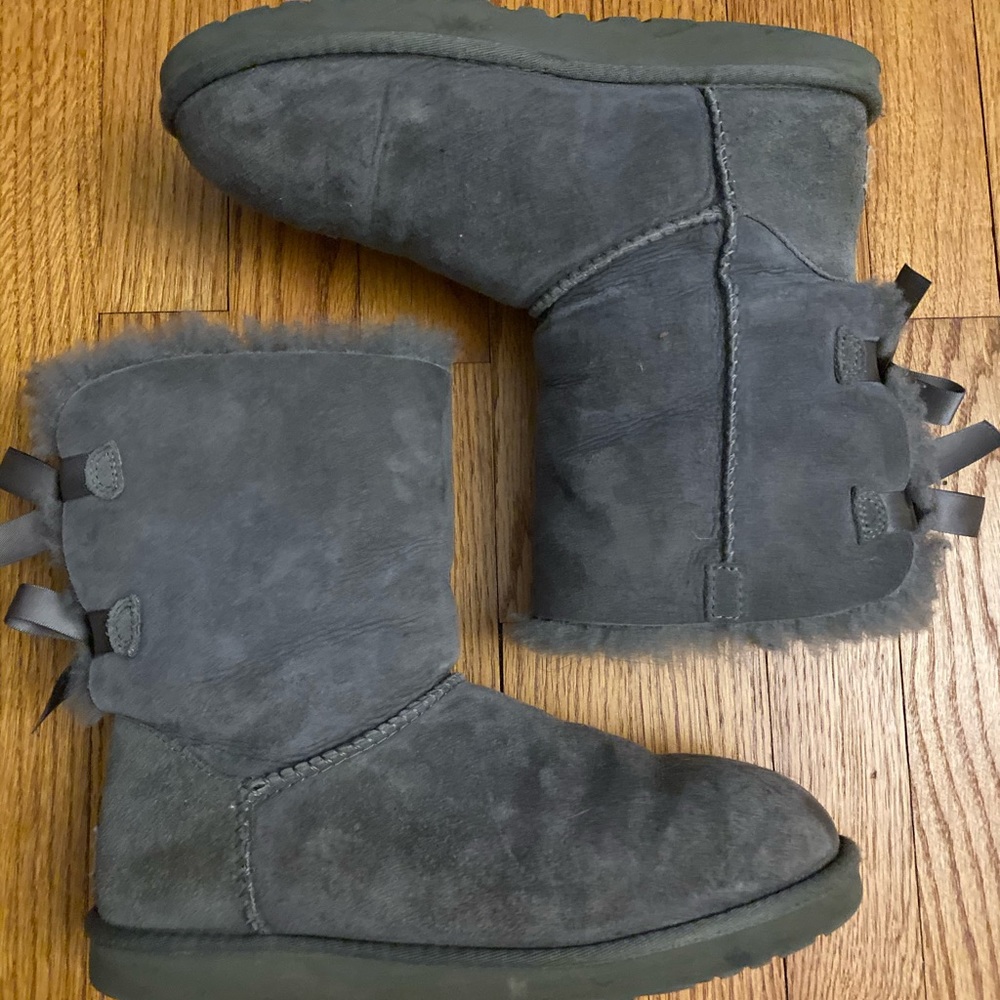 Grey  bailey bow ugg boots